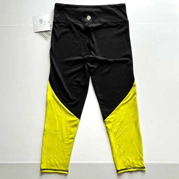 🌸NWT Threads 4 Thought Crop Leggings. Size: Small - Picture 3 of 9